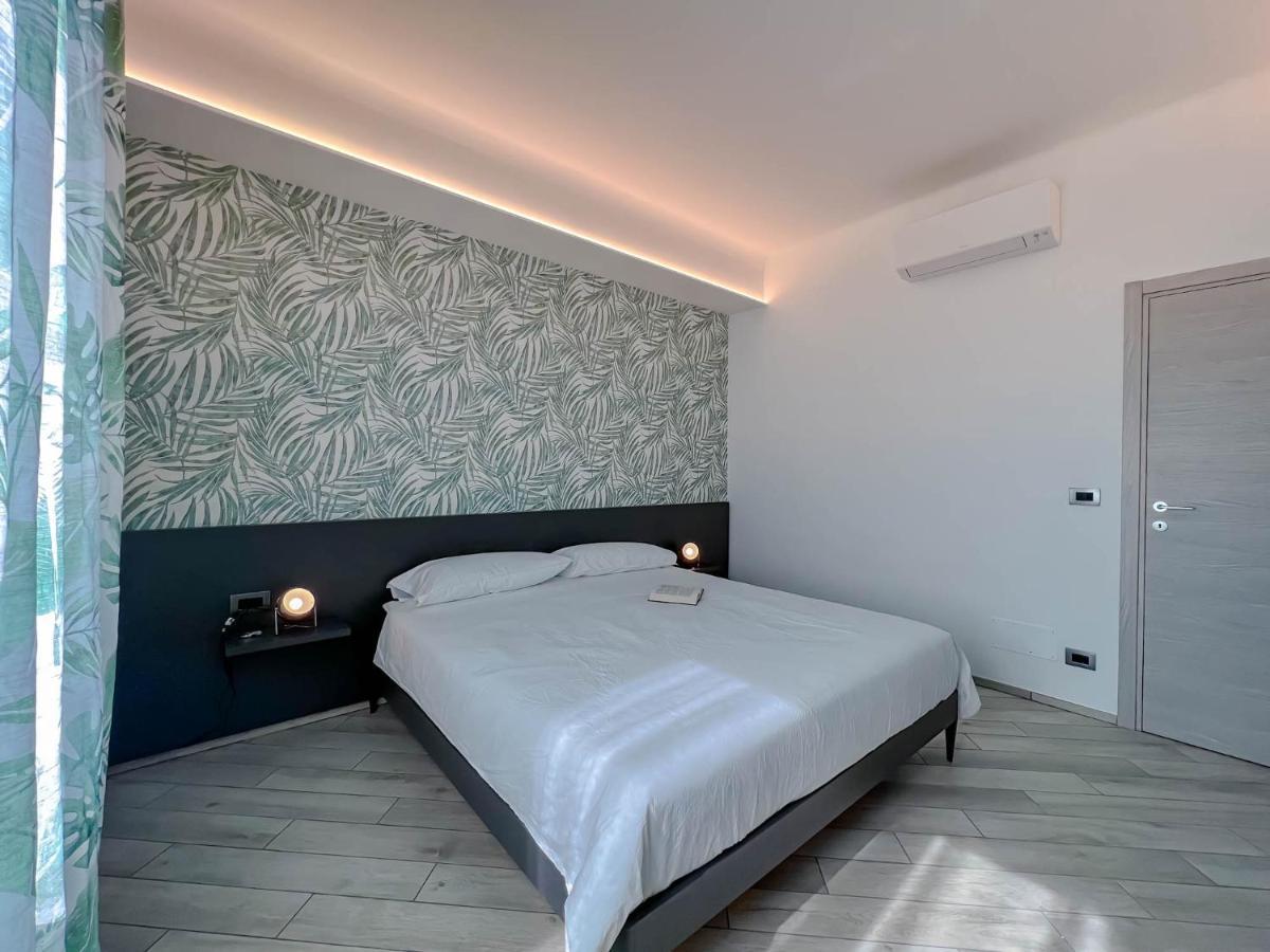 Trilocale Super Ristrutturato Varazze Exterior foto